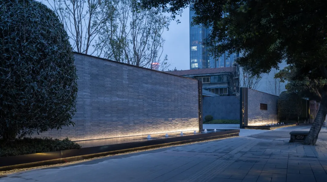 1735270223940081.jpg 1735270207712.jpg