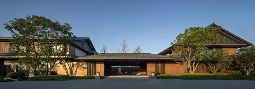 1735611299197640.jpg 1735611292135.jpg