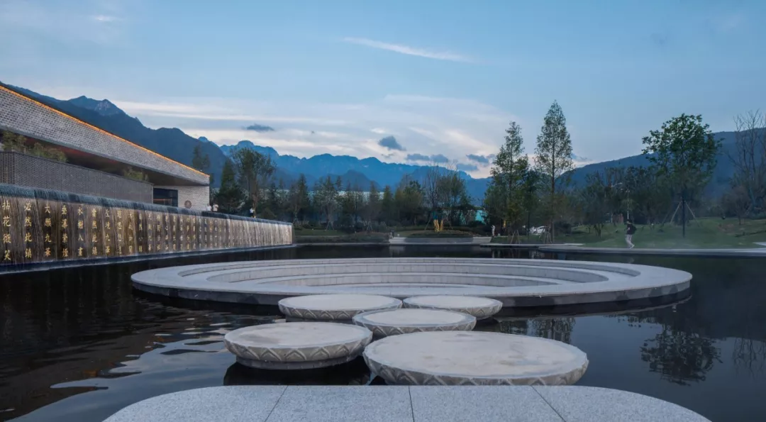 1735616383199409.jpg 1735616379763.jpg