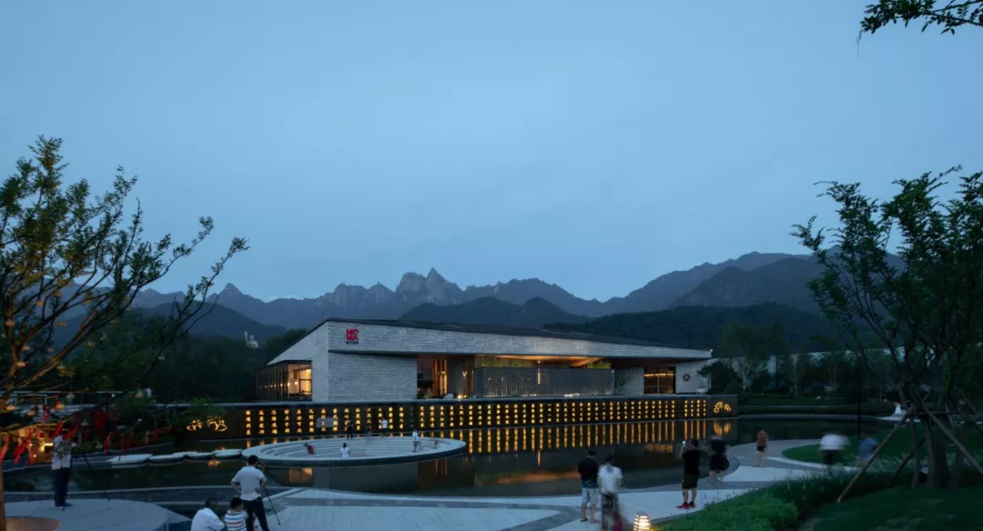 1735616598100523.jpg 1735616593825.jpg