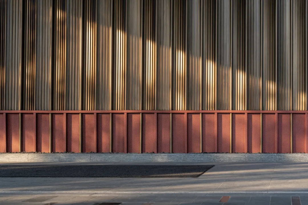 1735625360115884.jpg 1735625326729.jpg