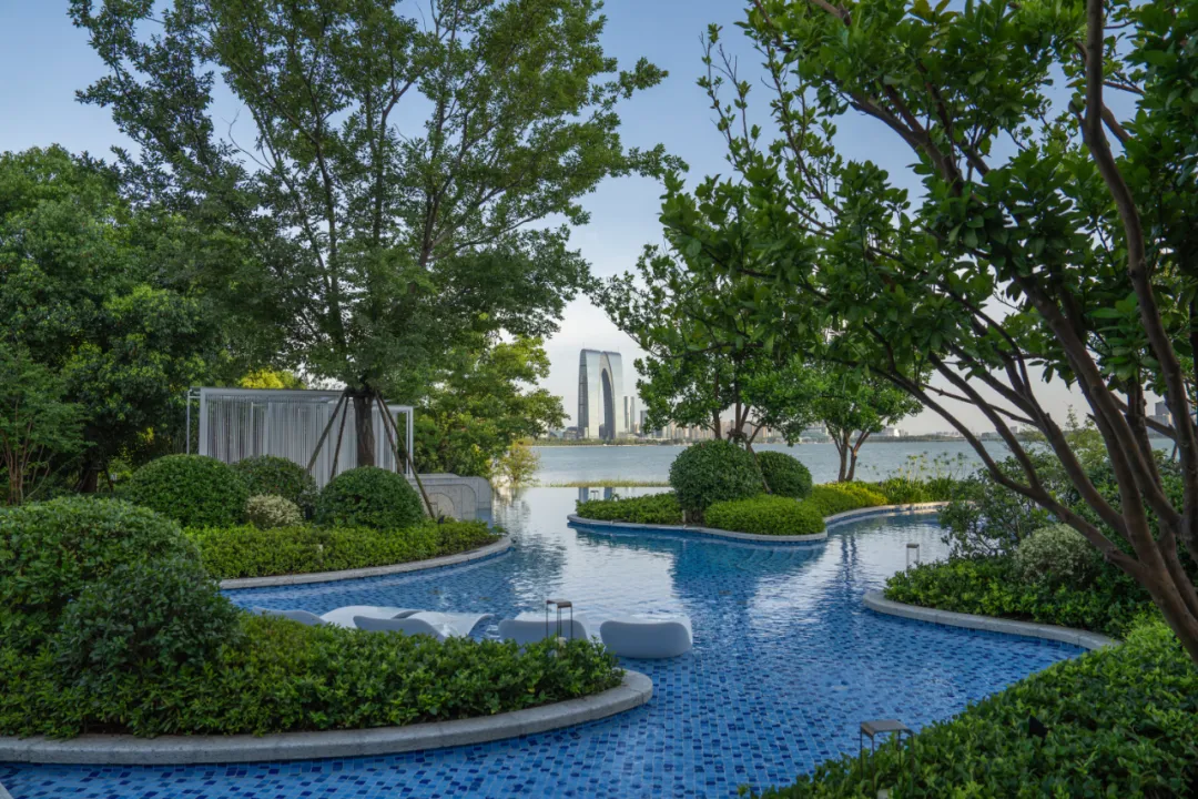 1735625425204248.jpg 1735625399260.jpg