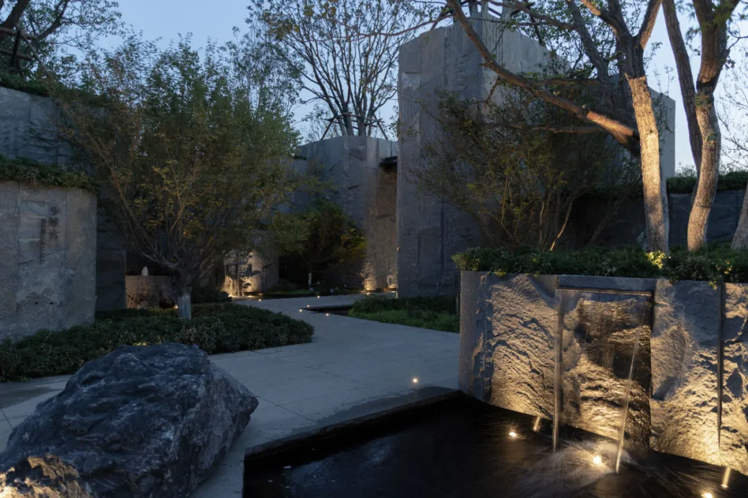 1737876496107255.jpg 1737876478596.jpg