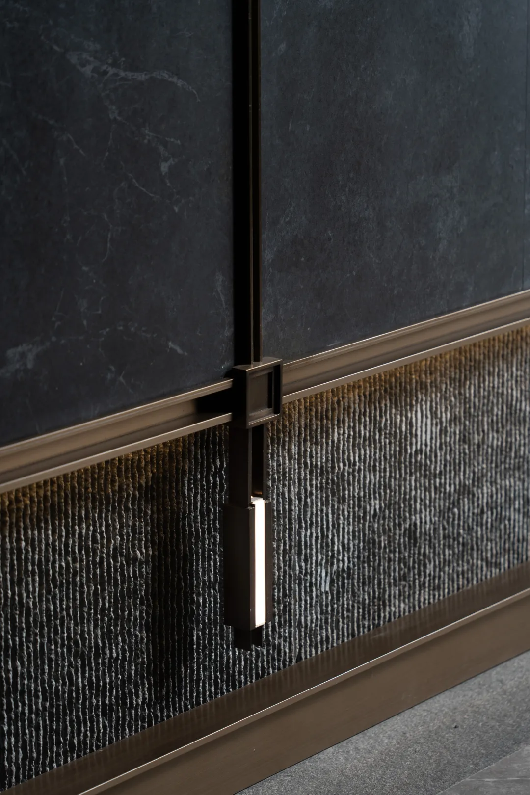 1743994051109539.jpg 1743994008432.jpg