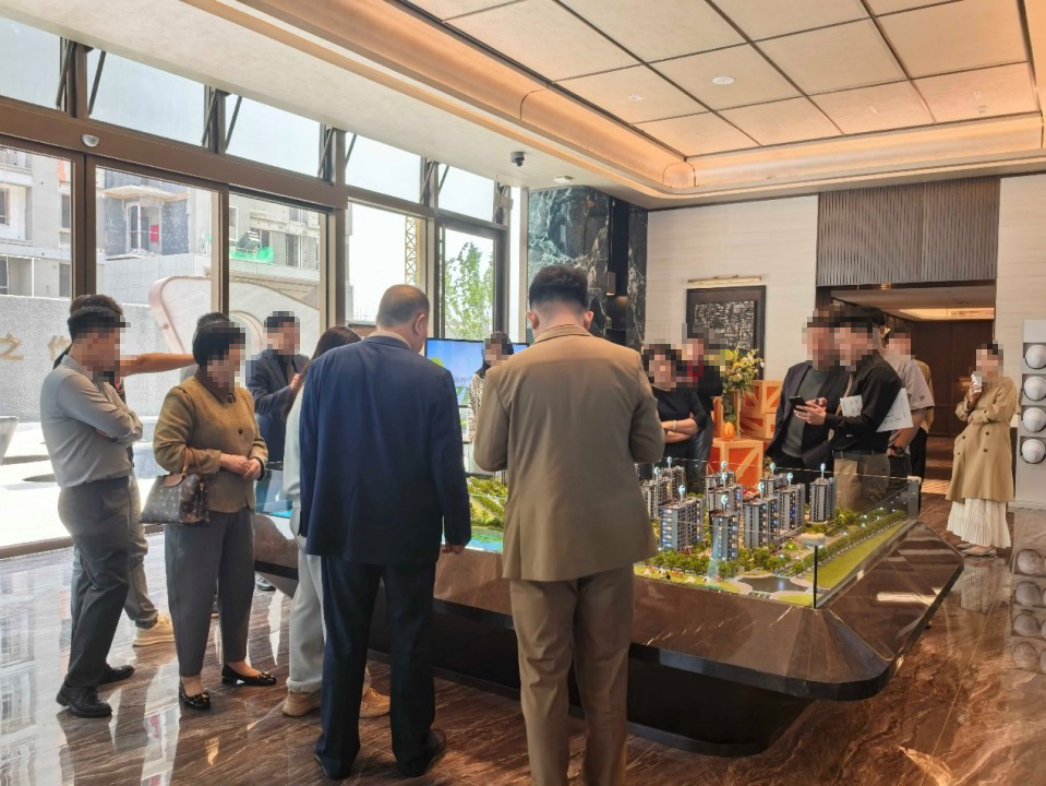 1749720989101433.jpg 82fd5d9a38196949101787f1efa4cd0.jpg